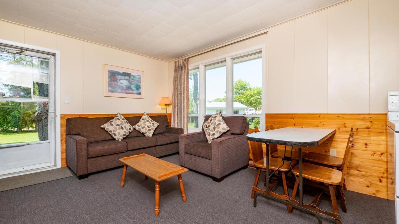 Bel Air Cottages And Motel Sauble Beach Kültér fotó