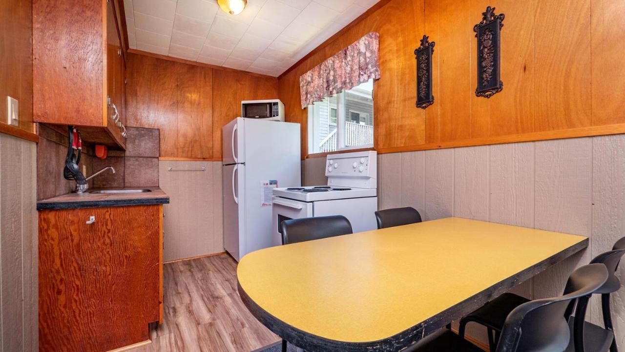 Bel Air Cottages And Motel Sauble Beach Kültér fotó