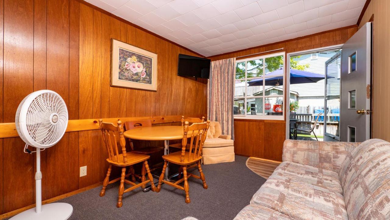 Bel Air Cottages And Motel Sauble Beach Kültér fotó